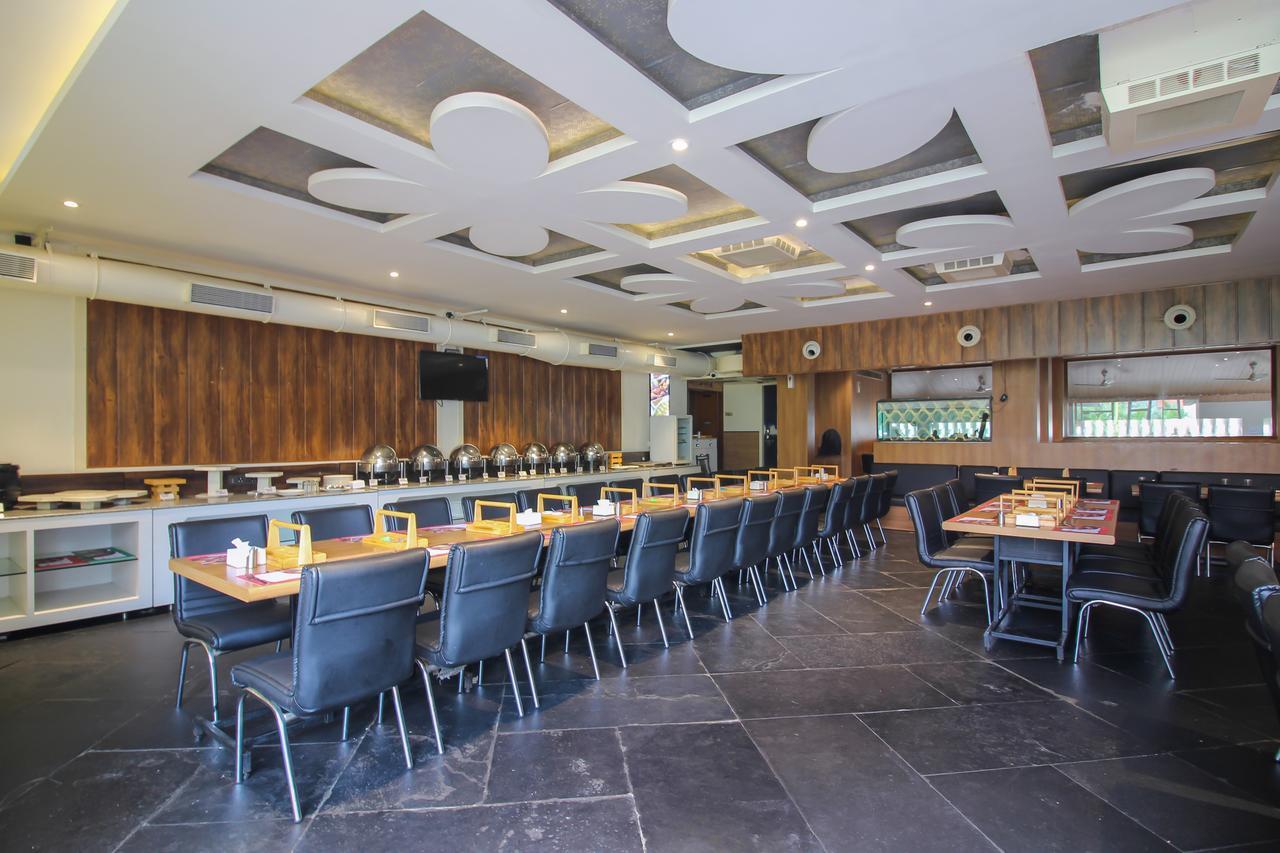 Hôtel Oyo 24197 Saptaruchi à Pimpri-Chinchwad Extérieur photo