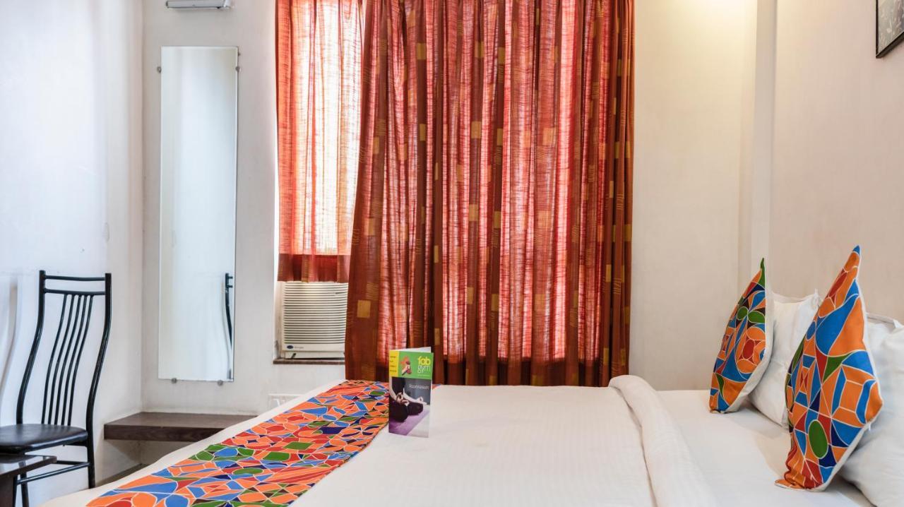 Hôtel Oyo 24197 Saptaruchi à Pimpri-Chinchwad Extérieur photo