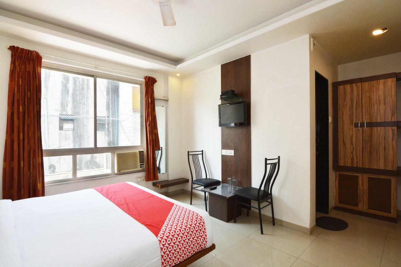 Hôtel Oyo 24197 Saptaruchi à Pimpri-Chinchwad Extérieur photo