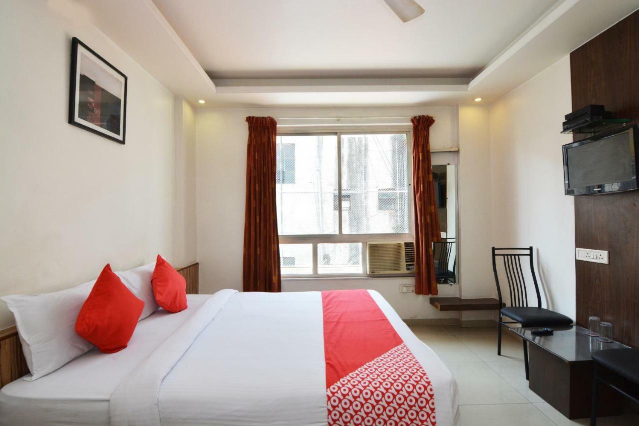 Hôtel Oyo 24197 Saptaruchi à Pimpri-Chinchwad Extérieur photo