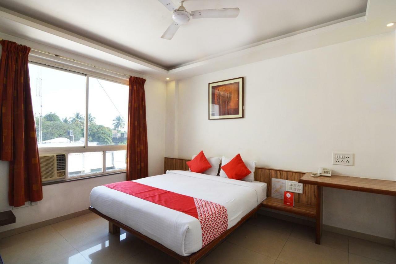 Hôtel Oyo 24197 Saptaruchi à Pimpri-Chinchwad Extérieur photo